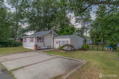 5 Clark Street, Spotswood, NJ 08884 - Photo 2