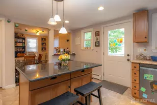 5 Clark St, Spotswood, NJ 08884 - Photo 10