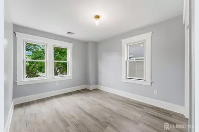 [Address not provided], Woodbridge Township, NJ 07095 - Photo 24