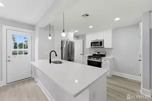 [Address not provided], Woodbridge Township, NJ 07095 - Photo 18