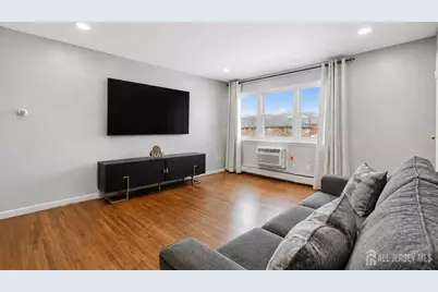 43 Gramercy Gardens #B, Middlesex, NJ 08846 - Photo 4