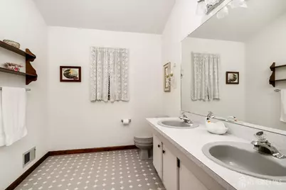 15 Adams Court, Hamilton Township, NJ 08690 - Photo 20