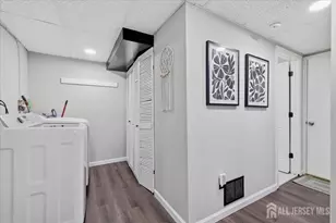 17 Weston St, Metuchen, NJ 08840 - Photo 28