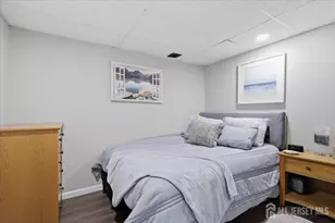 17 Weston St, Metuchen, NJ 08840 - Photo 22