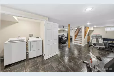 13 W 5th Avenue, Linden, NJ 07036 - Photo 26