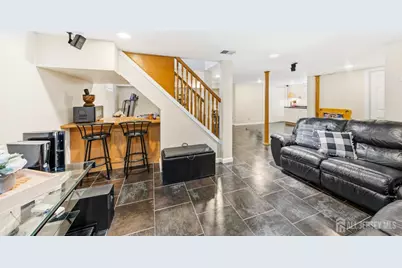 13 W 5th Avenue, Linden, NJ 07036 - Photo 24