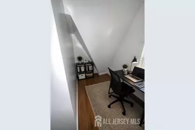 107 Vassar Avenue, Newark, NJ 07112 - Photo 6