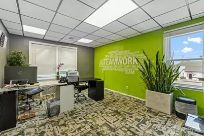 1648 Us-130 Highway, North Brunswick Township, NJ 08902 - Photo 22