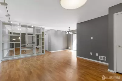 38 Foxhall Common, Middlesex, NJ 08846 - Photo 6
