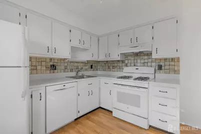 38 Foxhall Common, Middlesex, NJ 08846 - Photo 10