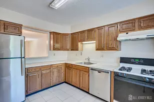 160 Hampshire Dr, Plainsboro Township, NJ 08536 - Photo 8