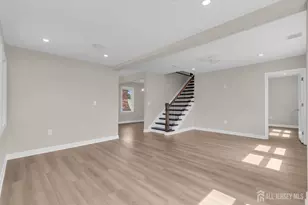 21 Market St, Edison, NJ 08817 - Photo 8