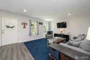 31 Rockhill Ln, Chesterfield, NJ 08515 - Photo 4