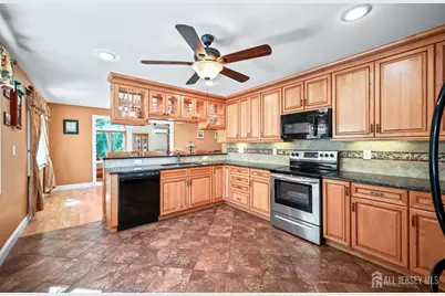 13 Tara Lin Drive, Hazlet Township, NJ 07730 - Photo 16