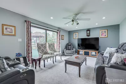 10 Patriot Court, Edison, NJ 08820 - Photo 18