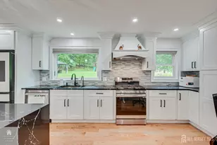 40 Longview Dr, Green Brook Township, NJ 08812 - Photo 14
