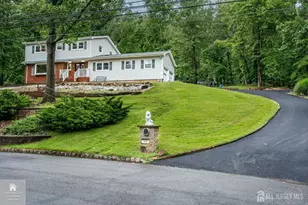 40 Longview Dr, Green Brook Township, NJ 08812 - Photo 54