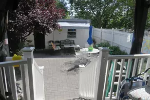 561 Neville St, Perth Amboy, NJ 08861 - Photo 6