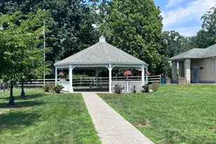 735 Station Rd, Dunellen, NJ 08812 - Photo 36