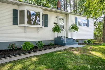 23 Nancy Circle, Edison, NJ 08817 - Photo 4