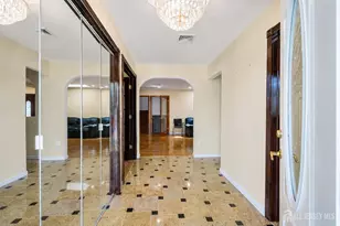 24 Winthrop Rd, Edison, NJ 08817 - Photo 4
