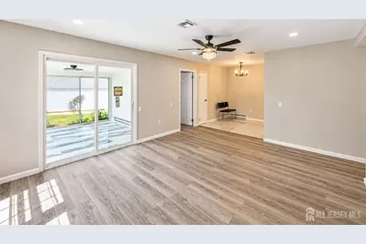 140-A Plymouth Lane, Monroe Township, NJ 08831 - Photo 6