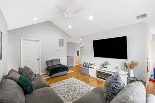 208 Cypress Ln, East Brunswick Township, NJ 08816 - Photo 6