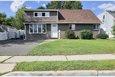 82 Markowitz Street, Carteret, NJ 07008 - Photo 1