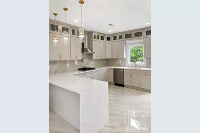 46 Foyer Street, Edison, NJ 08817 - Photo 4
