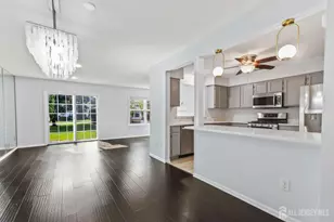 761 Banyan Ct, Morganville, NJ 07751 - Photo 8