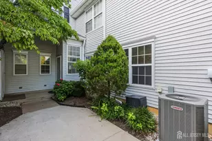 761 Banyan Ct, Morganville, NJ 07751 - Photo 2