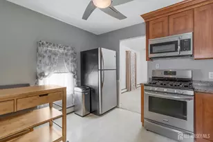 96 Conover Pl, Middlesex, NJ 08846 - Photo 14