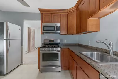 96 Conover Place, Middlesex, NJ 08846 - Photo 12
