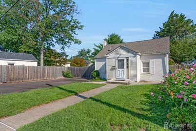 96 Conover Place, Middlesex, NJ 08846 - Photo 1