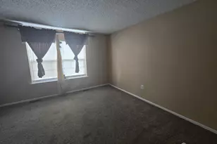 28 Inverness Dr, Edison, NJ 08820 - Photo 8