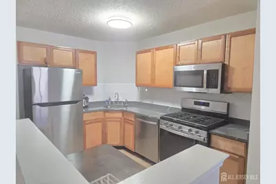 28 Inverness Drive, Edison, NJ 08820 - Photo 2