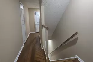 28 Inverness Dr, Edison, NJ 08820 - Photo 4