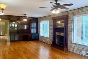 363 Portia St, South Amboy, NJ 08879 - Photo 4