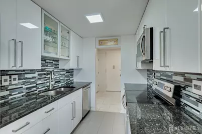 300 Winston Drive #C2912, Cliffside Park, NJ 07010 - Photo 34
