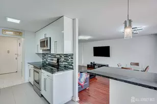 300 Winston Dr, Cliffside Park, NJ 07010 - Photo 32