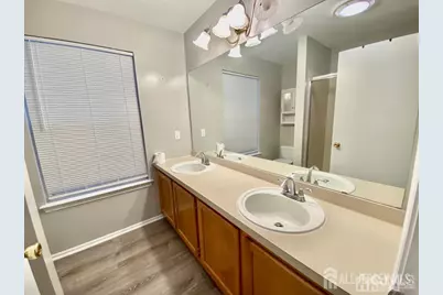 315 Plymouth Road, North Brunswick Township, NJ 08902 - Photo 10