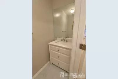 315 Plymouth Road, North Brunswick Township, NJ 08902 - Photo 14