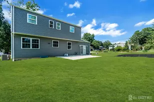 37 Janet Ct, Milltown, NJ 08850 - Photo 32