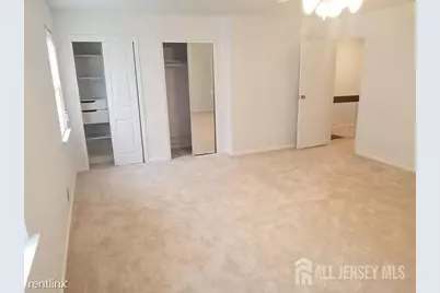 804 Maple Hill Drive, Woodbridge Township, NJ 07095 - Photo 14