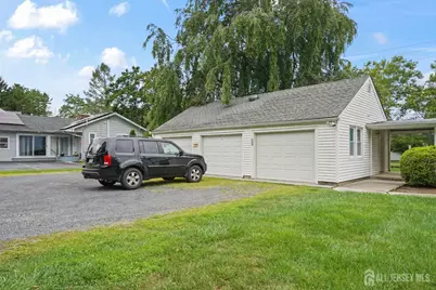 432 Plainsboro Road #2, Plainsboro Township, NJ 08536 - Photo 18