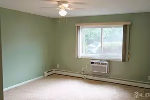 117 Cricket Ln, Woodbridge Township, NJ 07095 - Photo 10