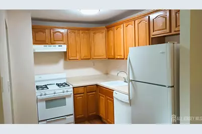 117 Cricket Lane, Woodbridge Township, NJ 07095 - Photo 6