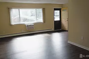 117 Cricket Ln, Woodbridge Township, NJ 07095 - Photo 1