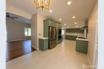 253 Parkview Terrace, Middletown, NJ 07738 - Photo 10