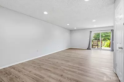 1 Lily Court, Edison, NJ 08820 - Photo 4